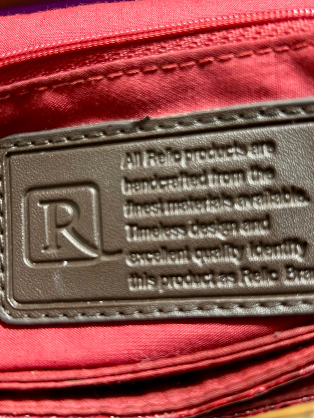 Relic Fossil Embossed Leather Shoulder Bag❤️🔥 - Picture 4 of 16